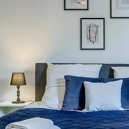 Homebydoni - Zentral I Kueche I Balkon I 7 Gaeste Апартаменты Висбаден