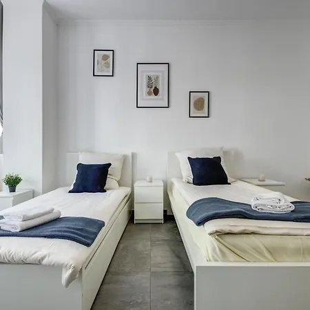 Homebydoni - Zentral I Kueche I Balkon I 7 Gaeste * Висбаден